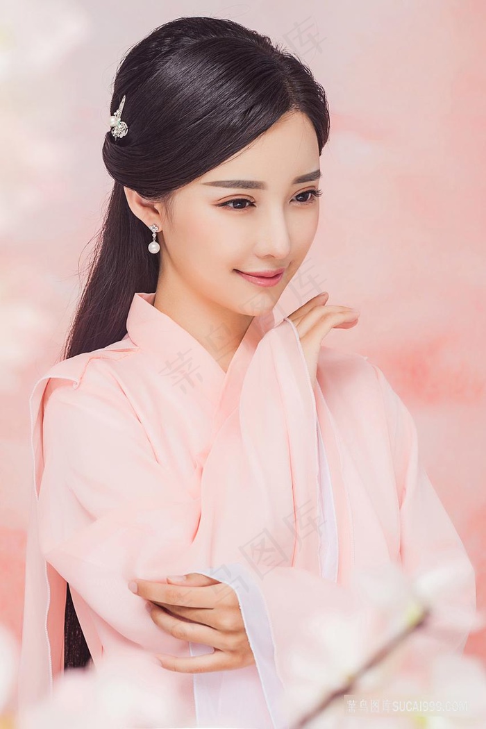 免费女生让男生㖭自己的坤坤