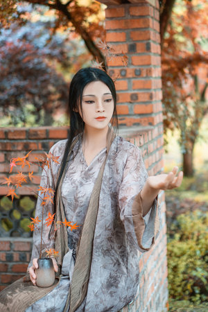 邻家新婚妻子