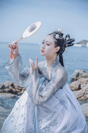丰满肥臀少妇高清在线观看