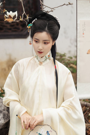 www.bbbb444第四色.com